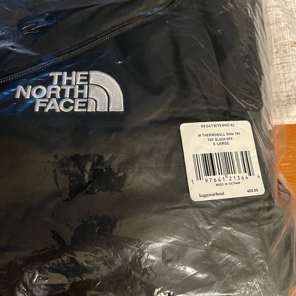 New with tags North face Men’s Jacket - Picture 9 of 10